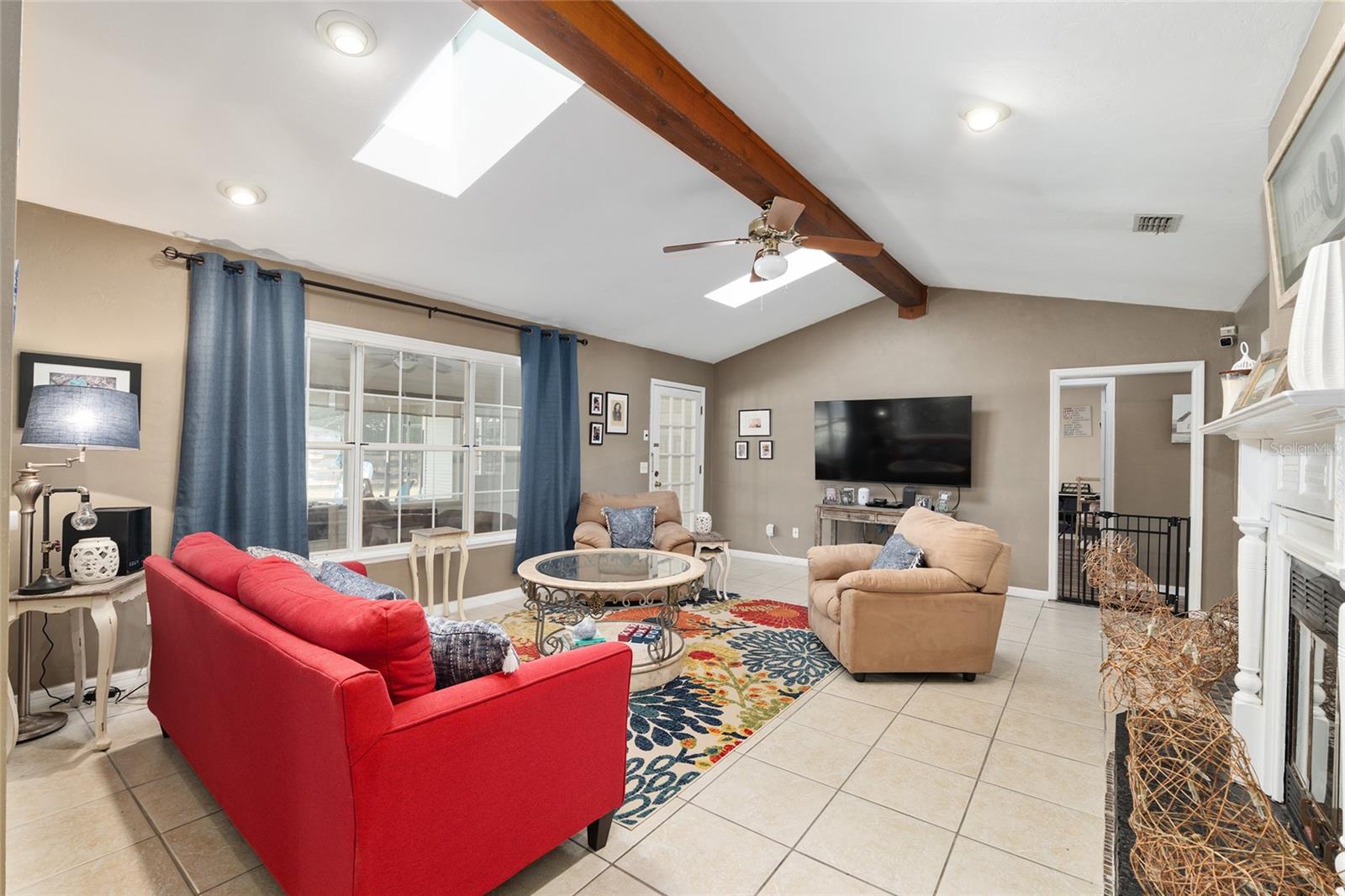 SHAKER TREE - Residential