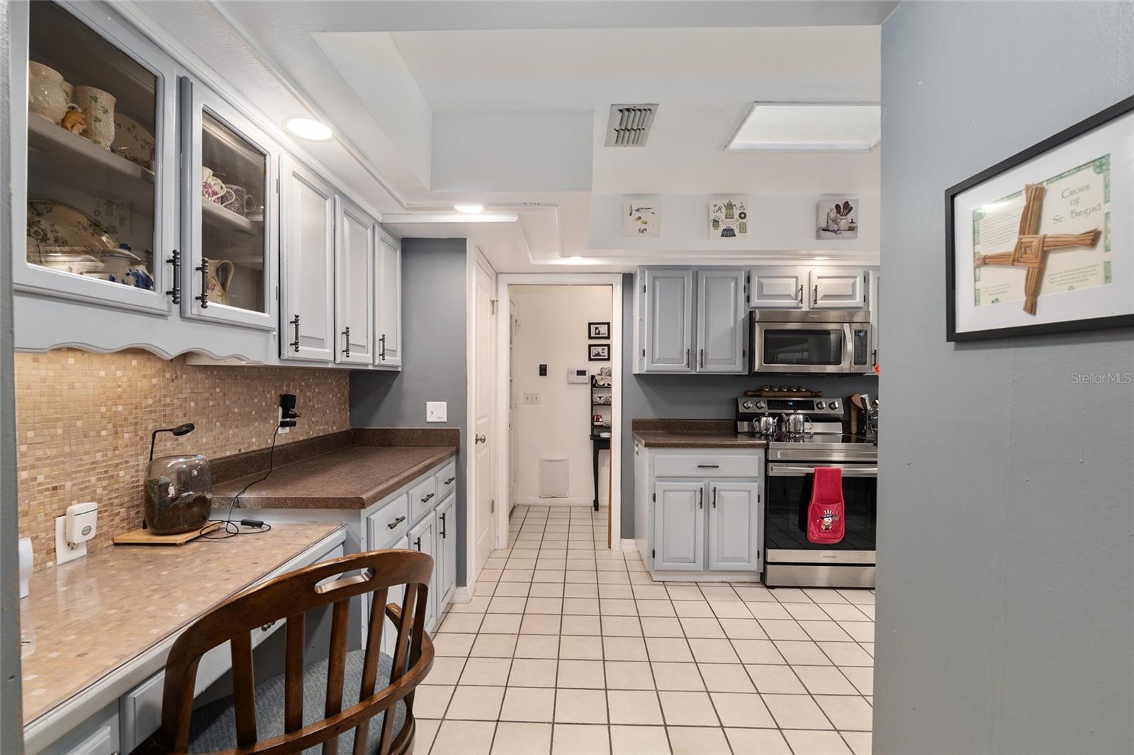 SHAKER TREE - Residential