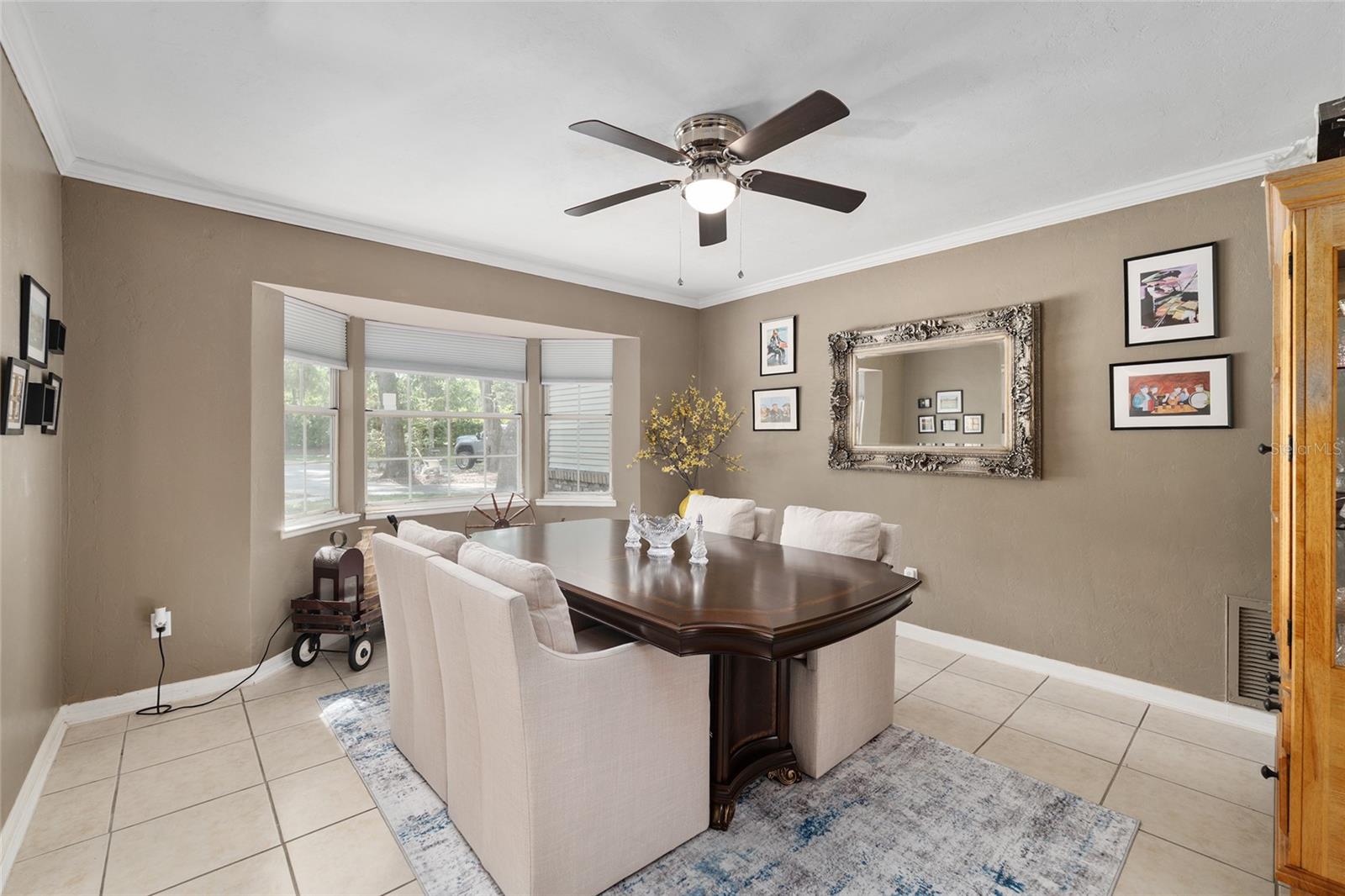 SHAKER TREE - Residential