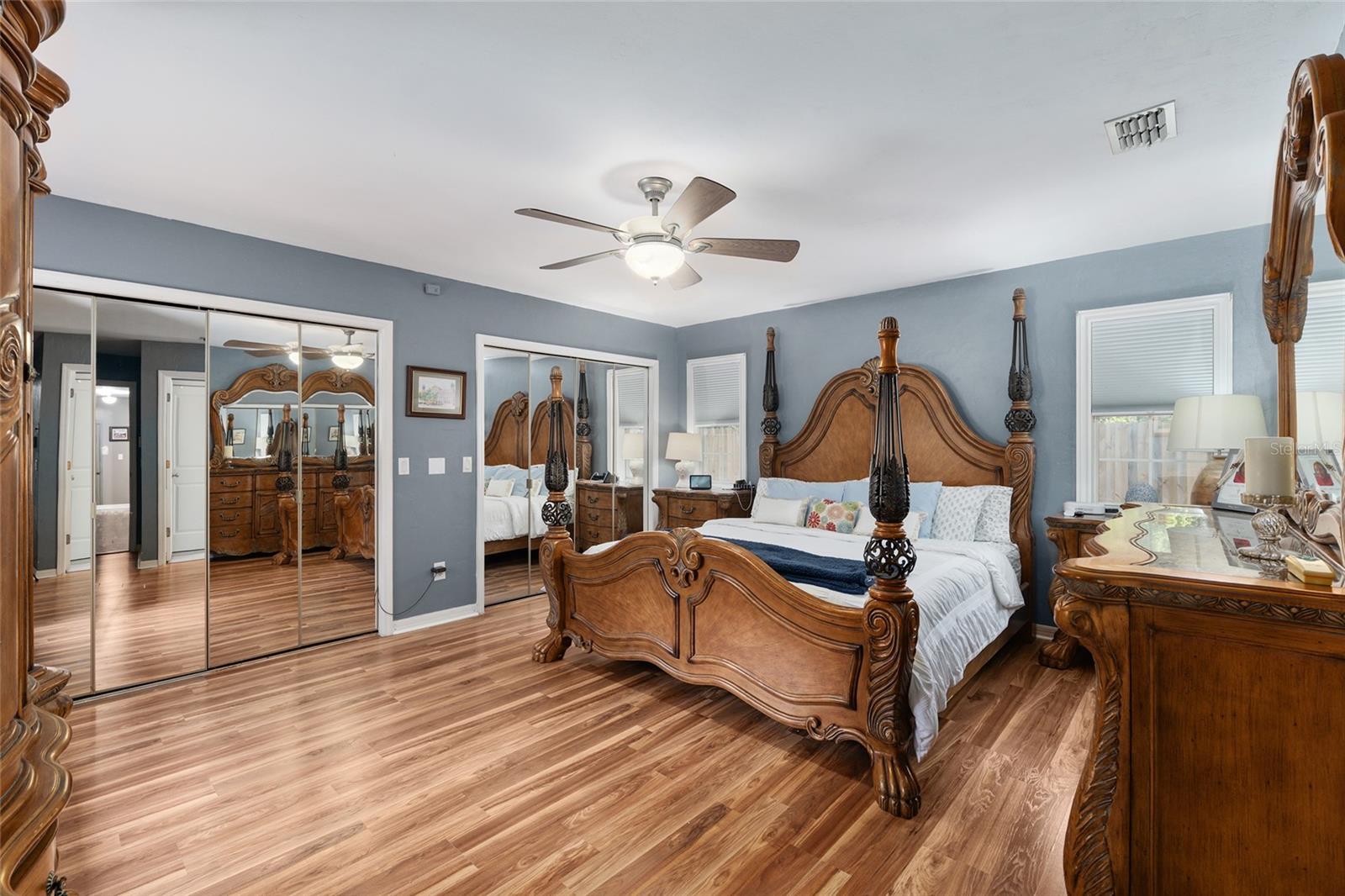 SHAKER TREE - Residential