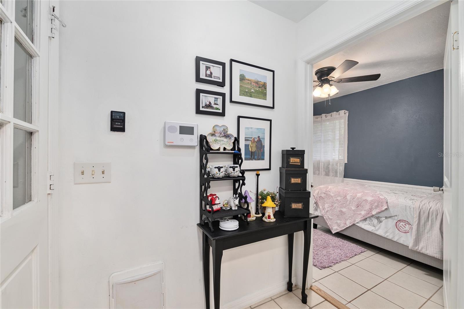 SHAKER TREE - Residential