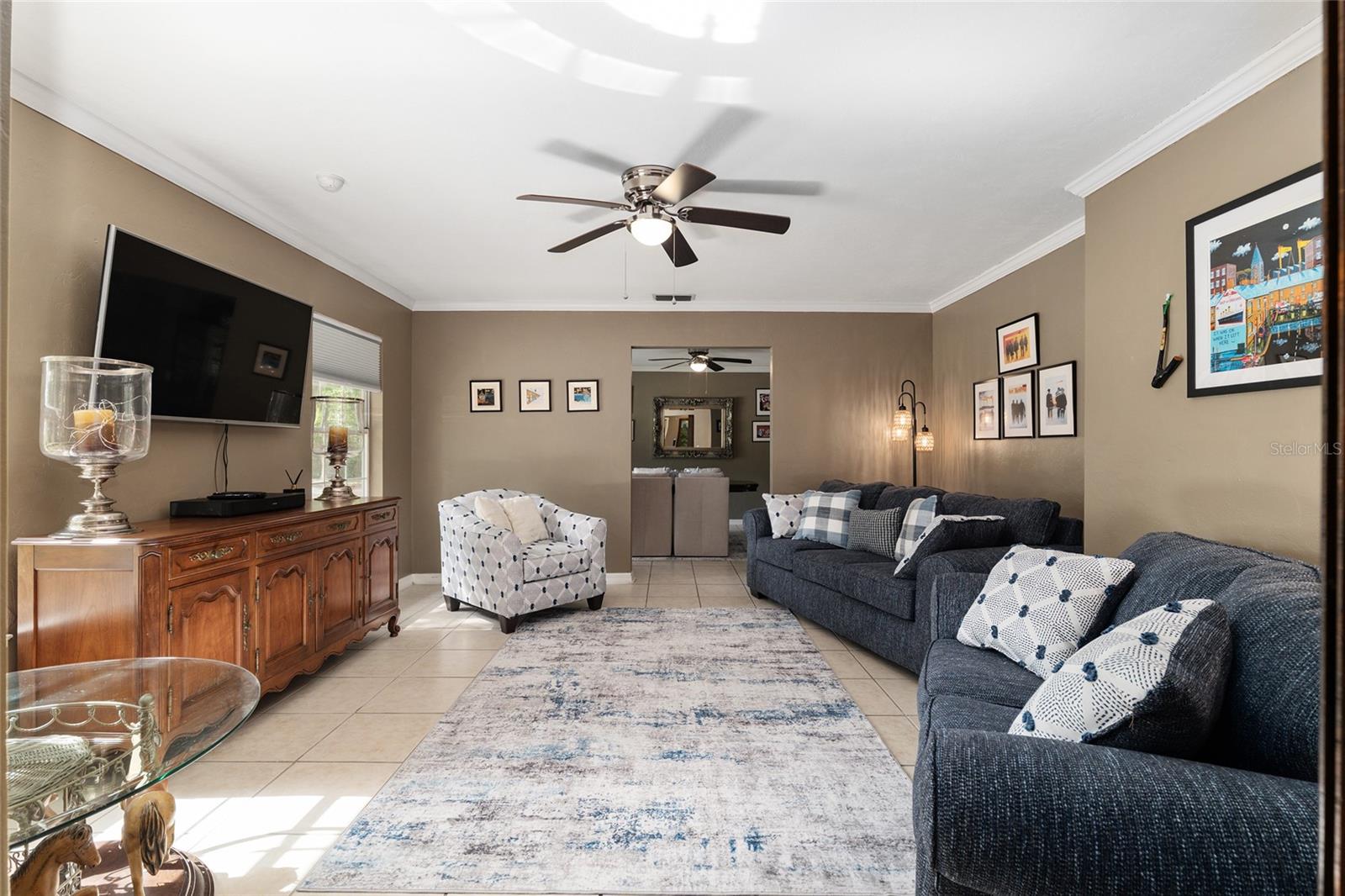 SHAKER TREE - Residential