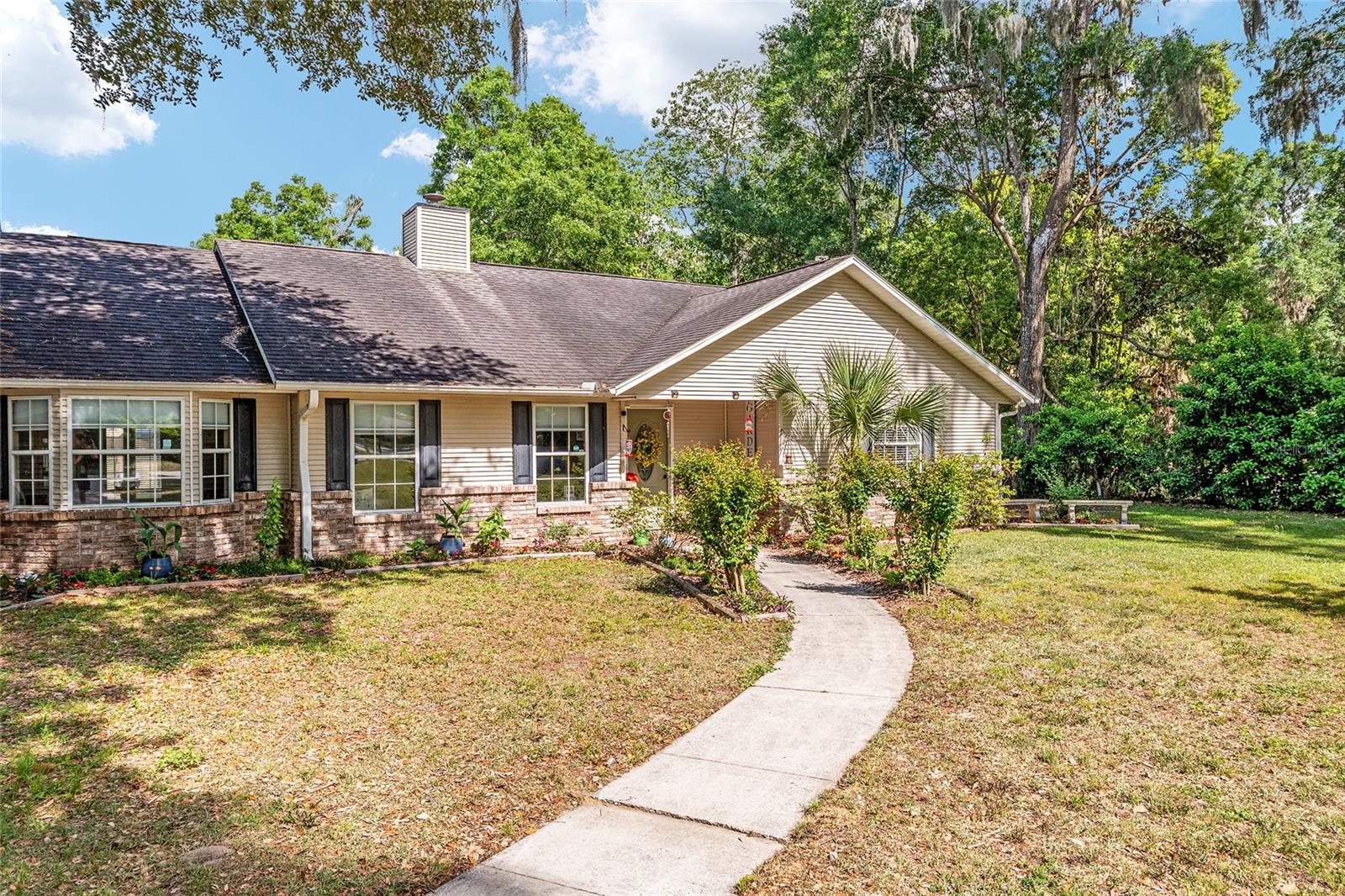 SHAKER TREE - Residential