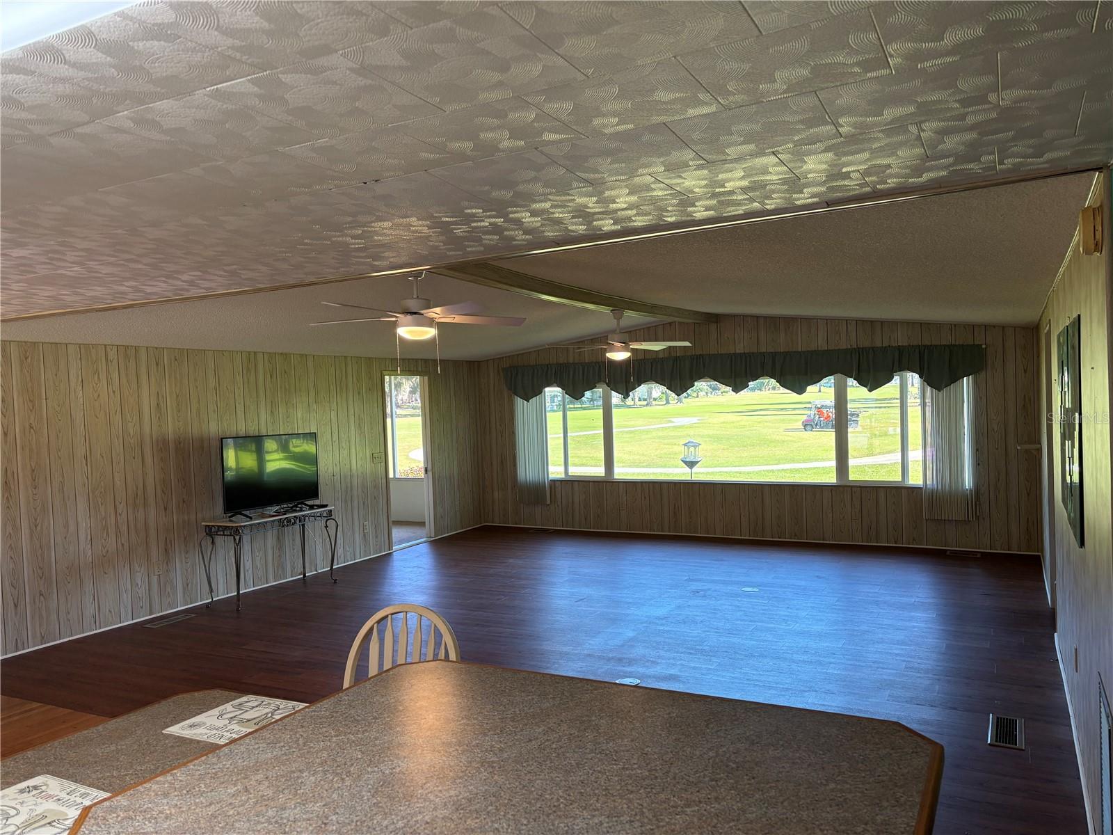 CONTINENTAL CAMPER RESS INC SU - Residential