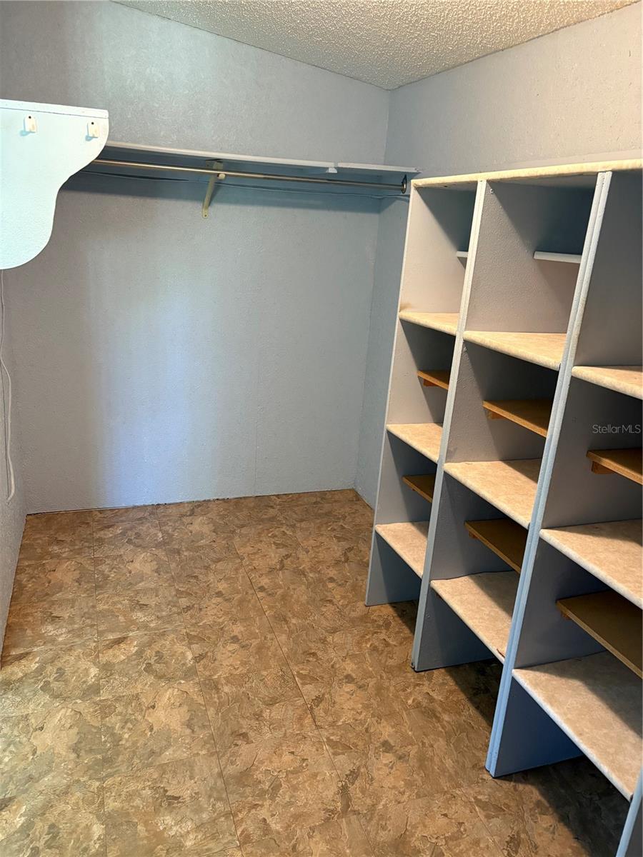 CONTINENTAL CAMPER RESS INC SU - Residential