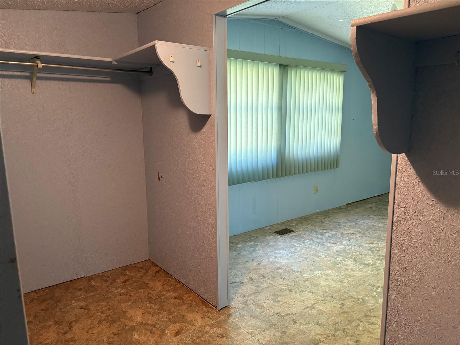 CONTINENTAL CAMPER RESS INC SU - Residential