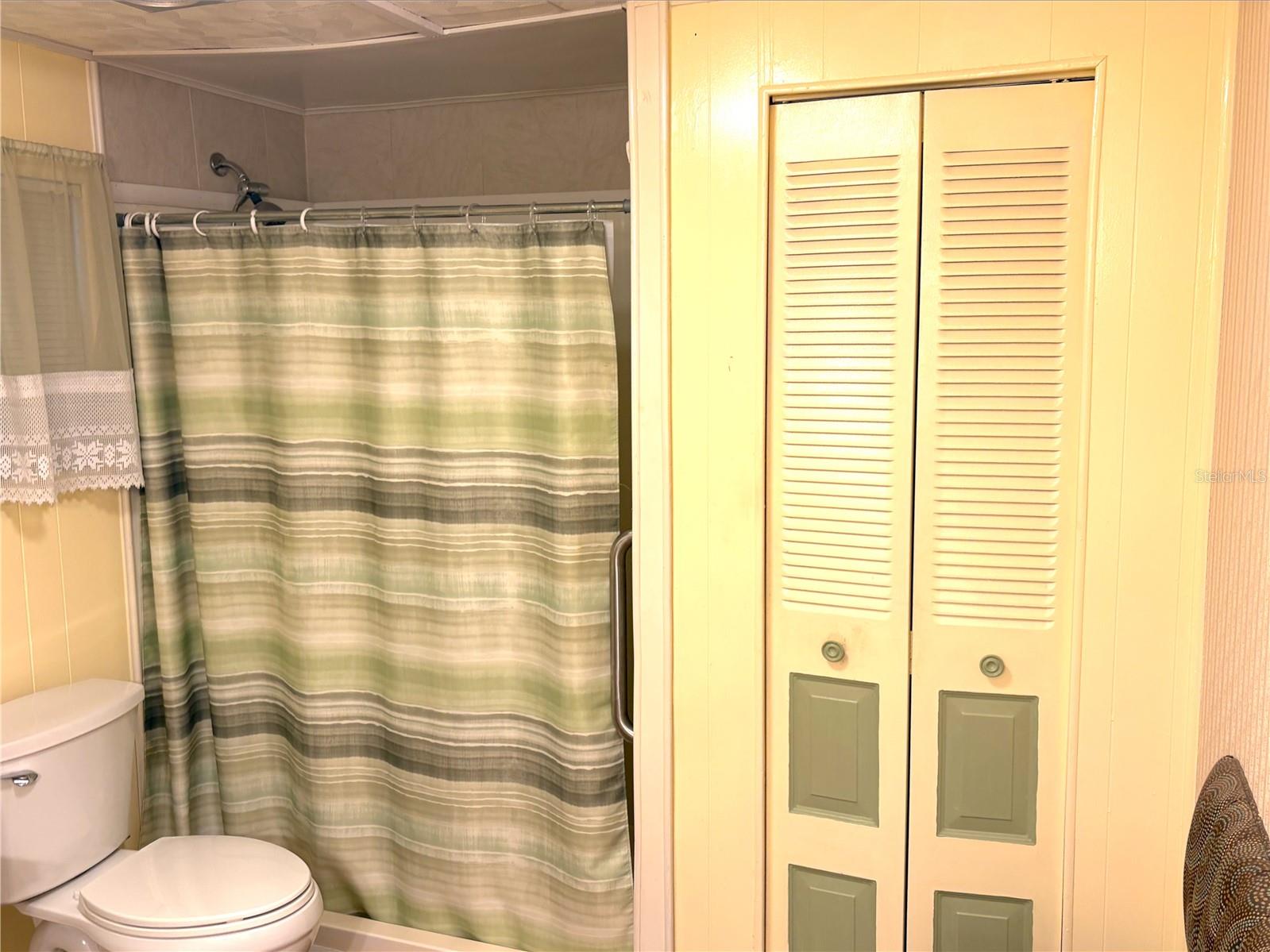 CONTINENTAL CAMPER RESS INC SU - Residential