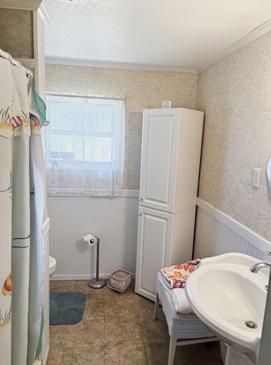 CONTINENTAL CAMPER RESS INC SU - Residential