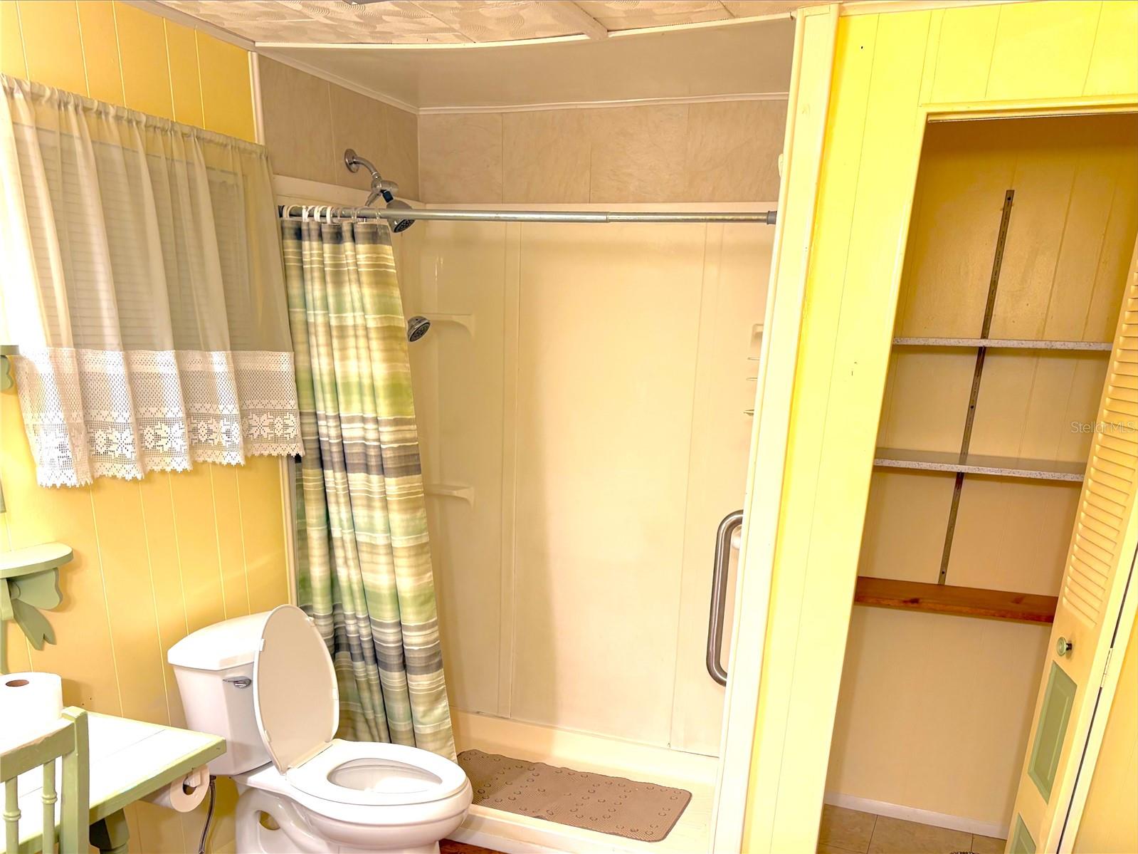 CONTINENTAL CAMPER RESS INC SU - Residential