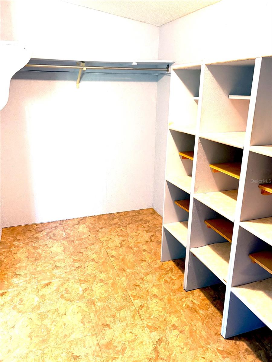 CONTINENTAL CAMPER RESS INC SU - Residential