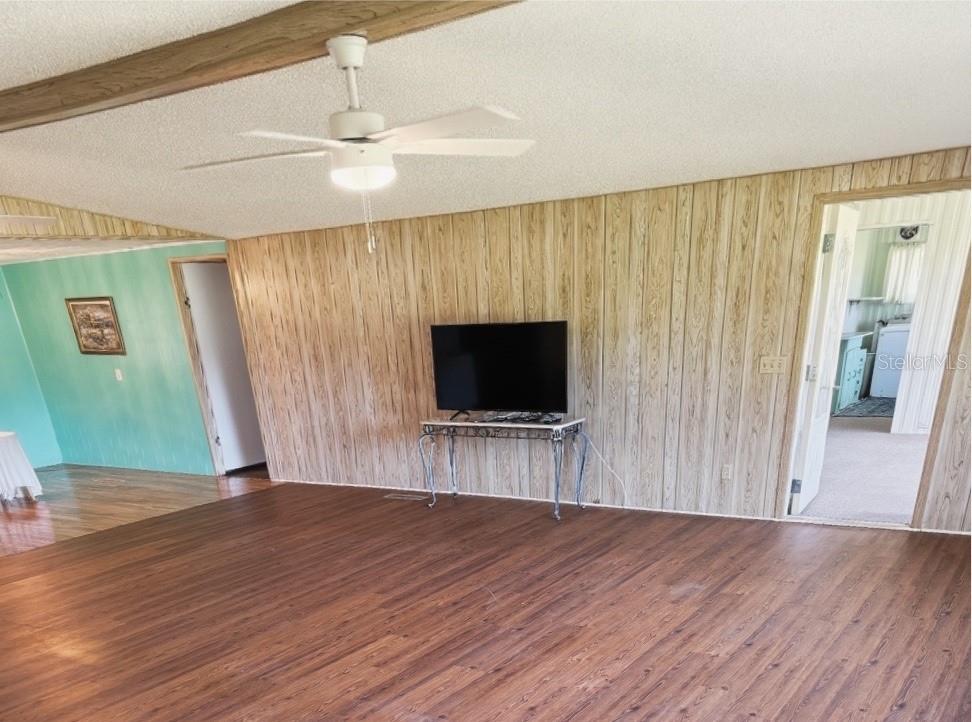 CONTINENTAL CAMPER RESS INC SU - Residential