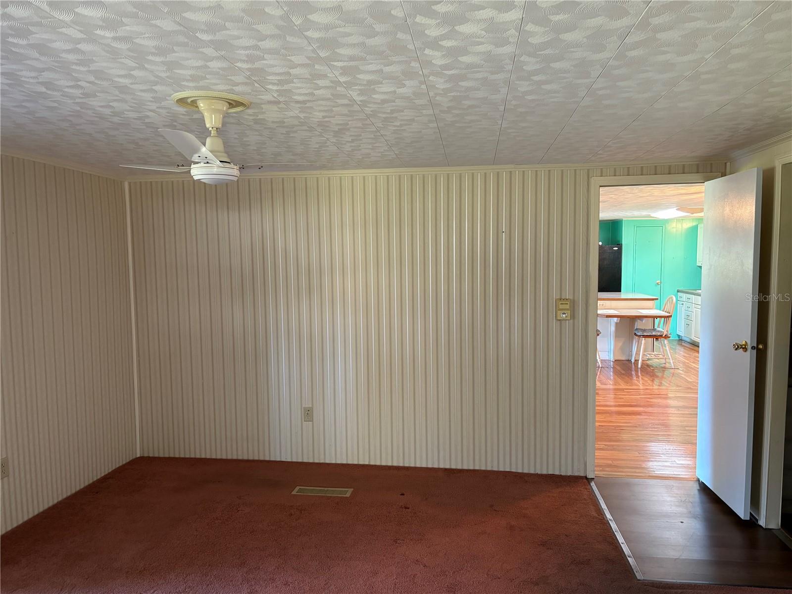 CONTINENTAL CAMPER RESS INC SU - Residential