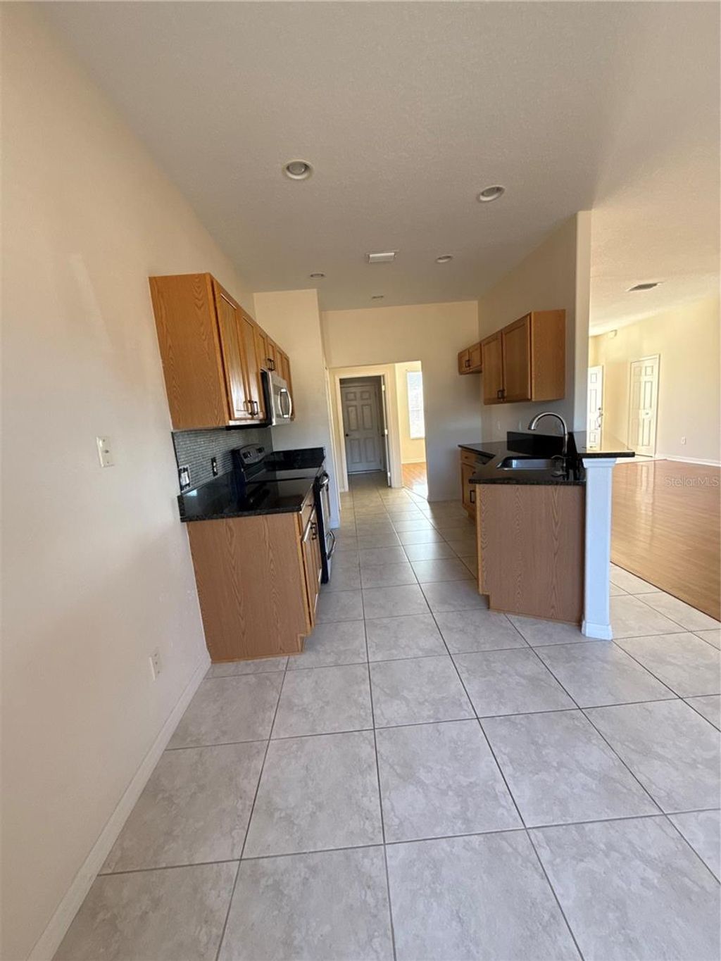 Photo of 15566 SW 11th Terrace Rd, Ocala, FL 34473 (MLS # OM717884)