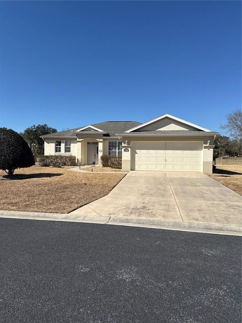 Photo of 15566 SW 11th Terrace Rd, Ocala, FL 34473 (MLS # OM717884)