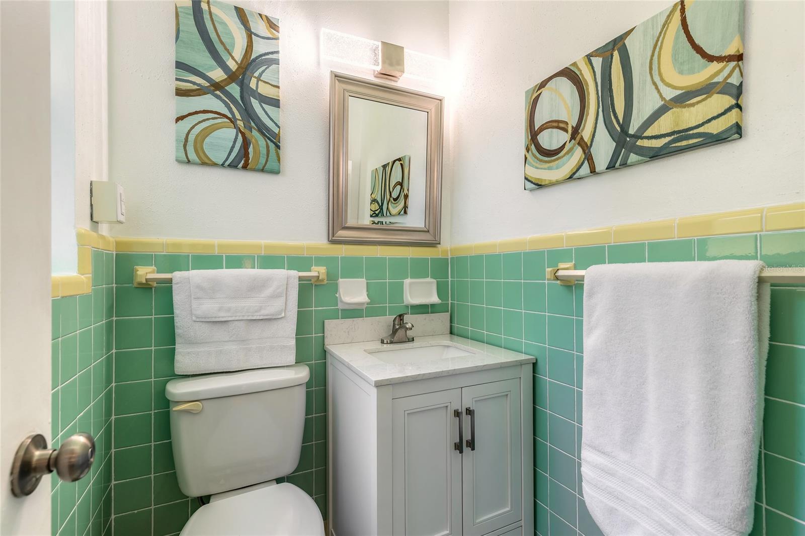 RONNIE CIRCLE - Residential