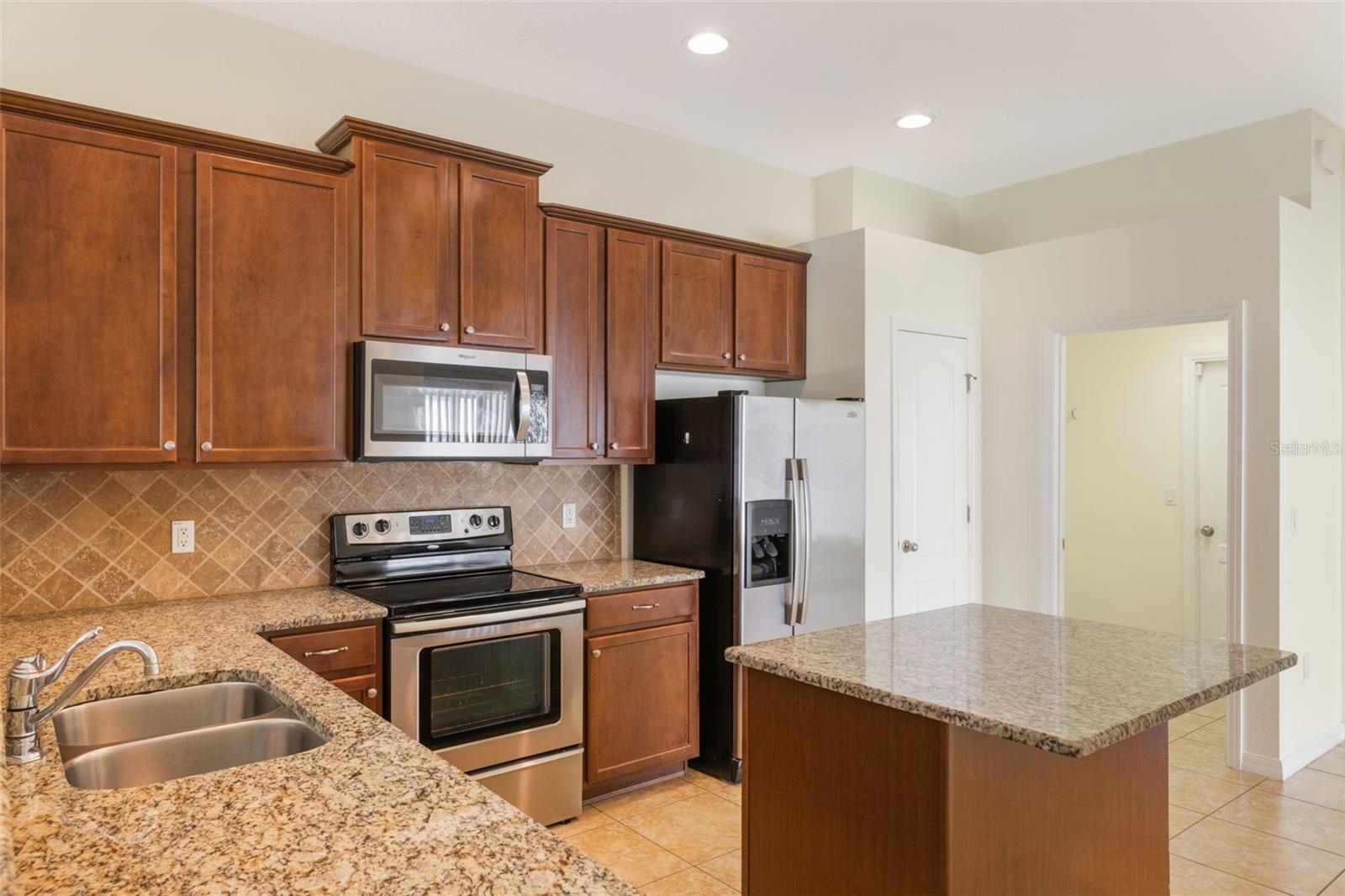 2831 WHISTLEWOOD DRIVE