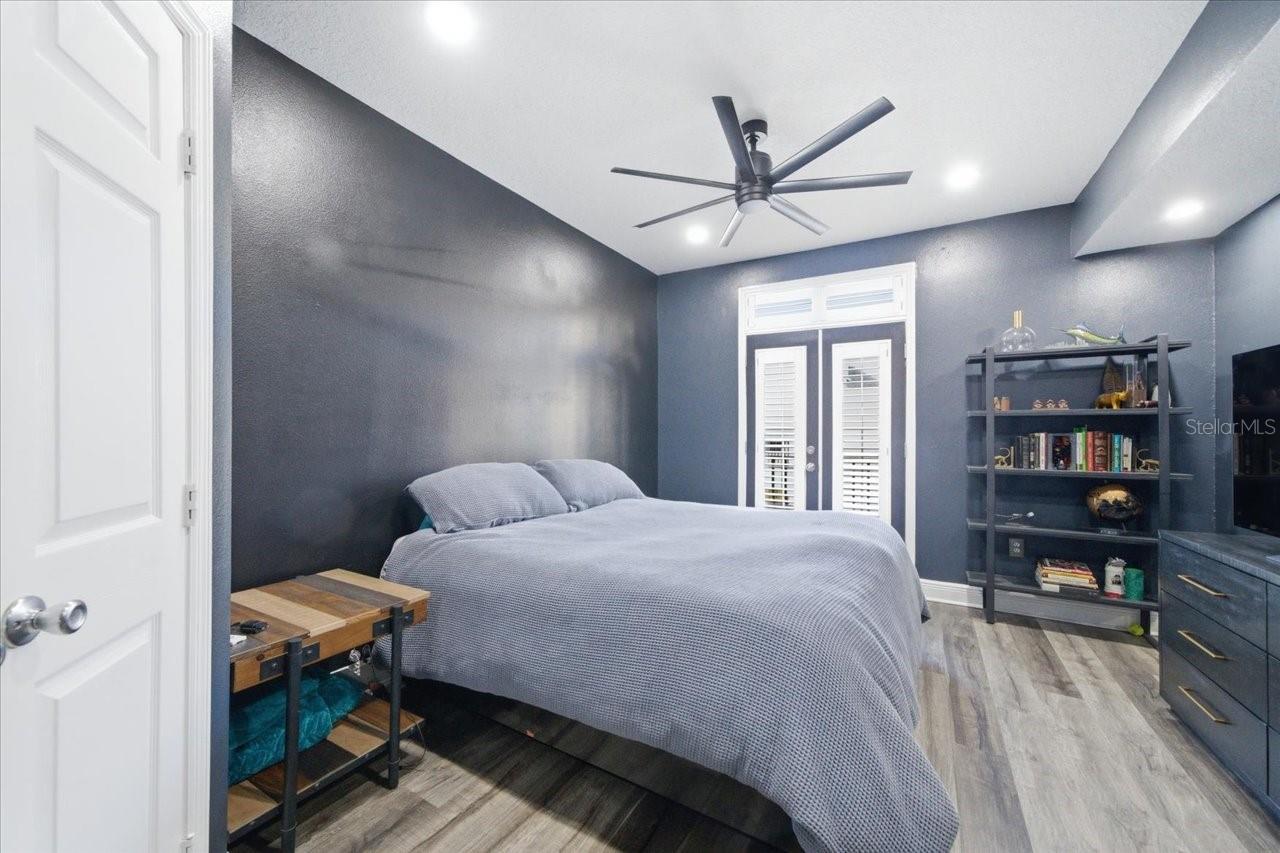 HARBOUR PLACE CITY HOMES A CON - Residential