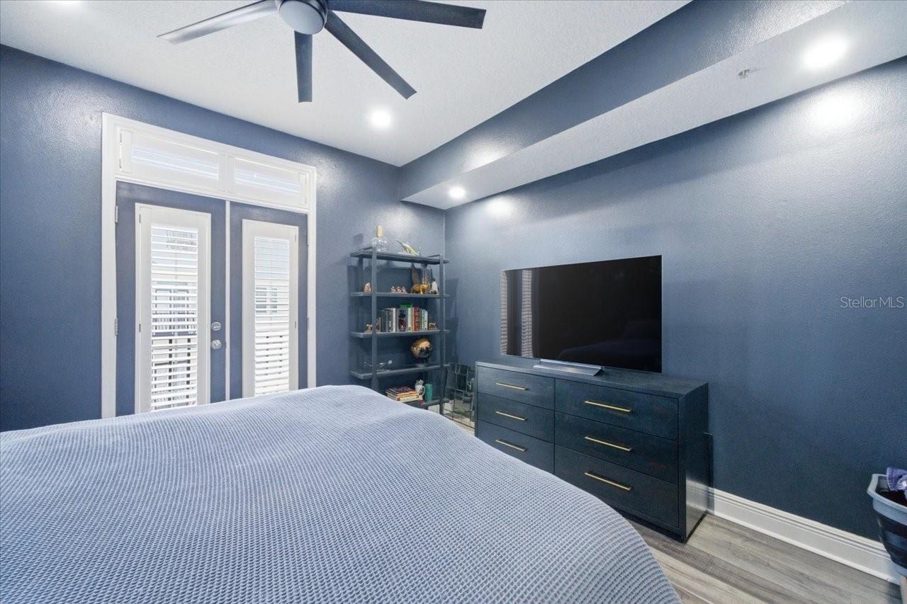 HARBOUR PLACE CITY HOMES A CON - Residential