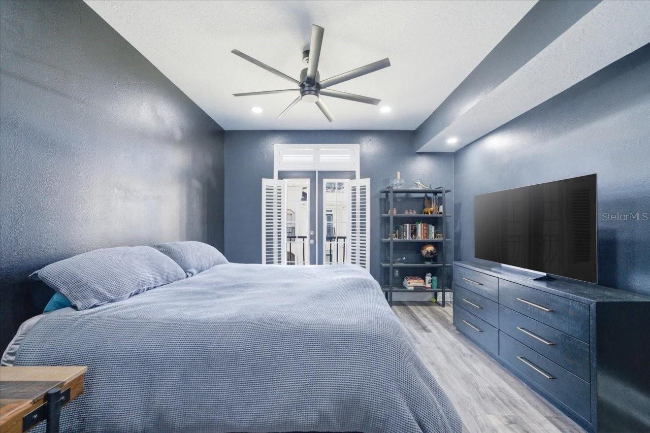 HARBOUR PLACE CITY HOMES A CON - Residential