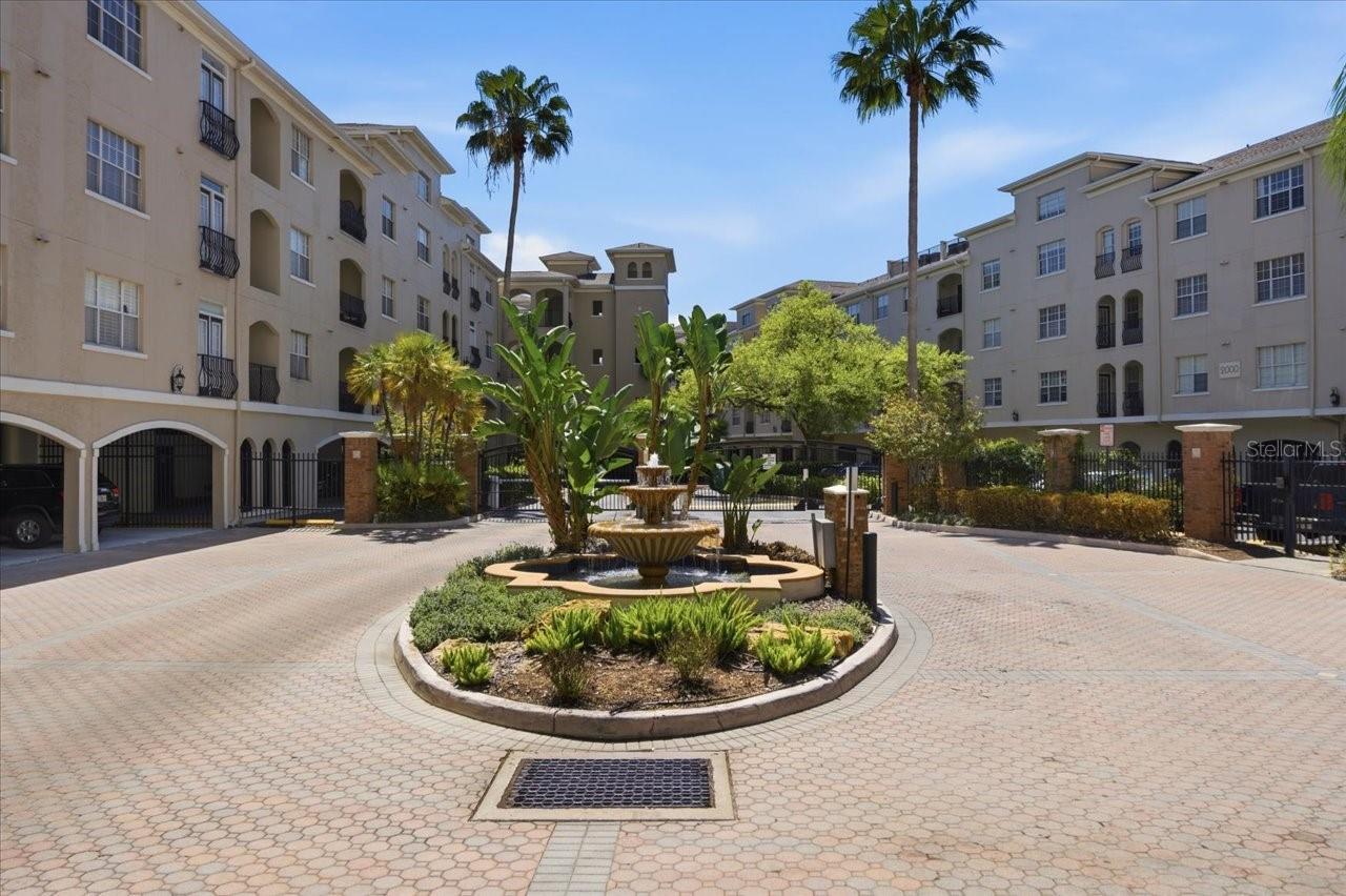 HARBOUR PLACE CITY HOMES A CON - Residential