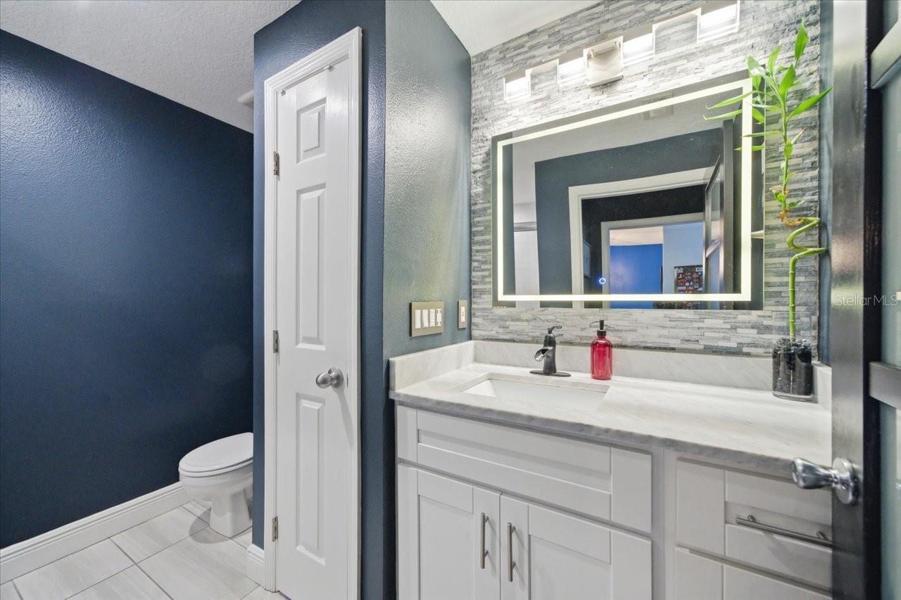 HARBOUR PLACE CITY HOMES A CON - Residential