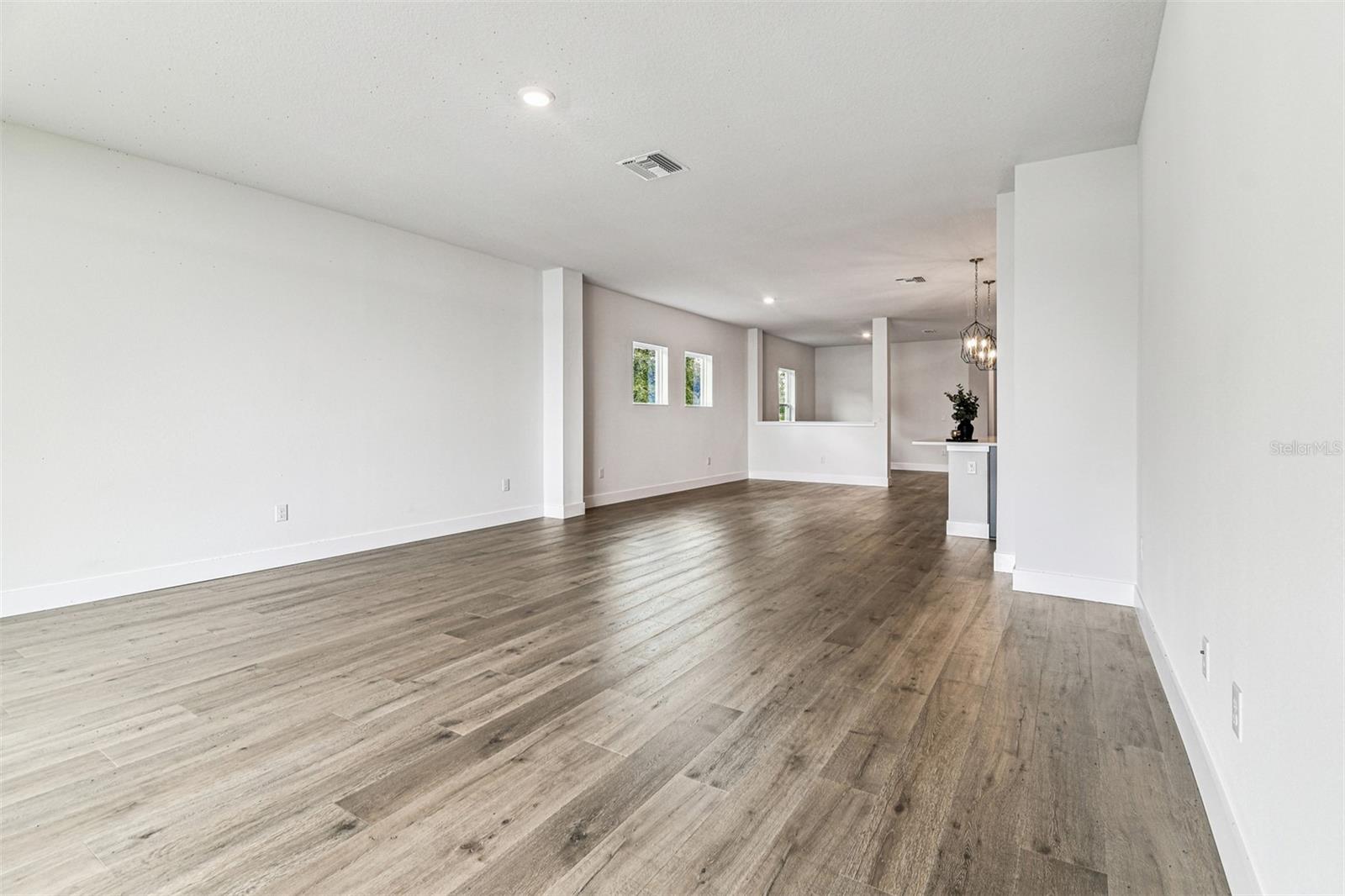 PENINSULA AT RHODINE LAKE - Residential