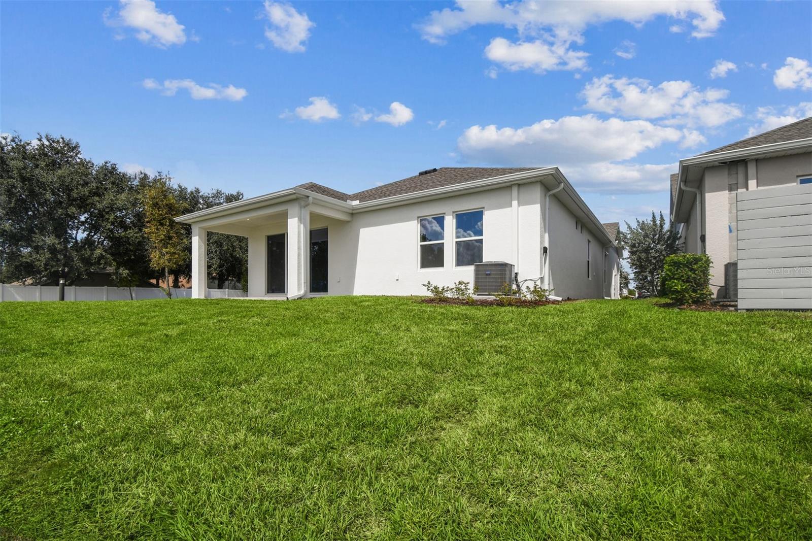 PENINSULA AT RHODINE LAKE - Residential