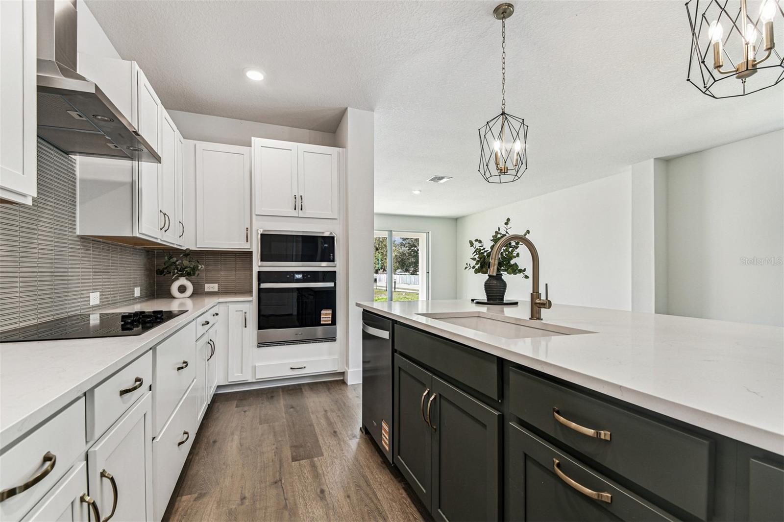 PENINSULA AT RHODINE LAKE - Residential