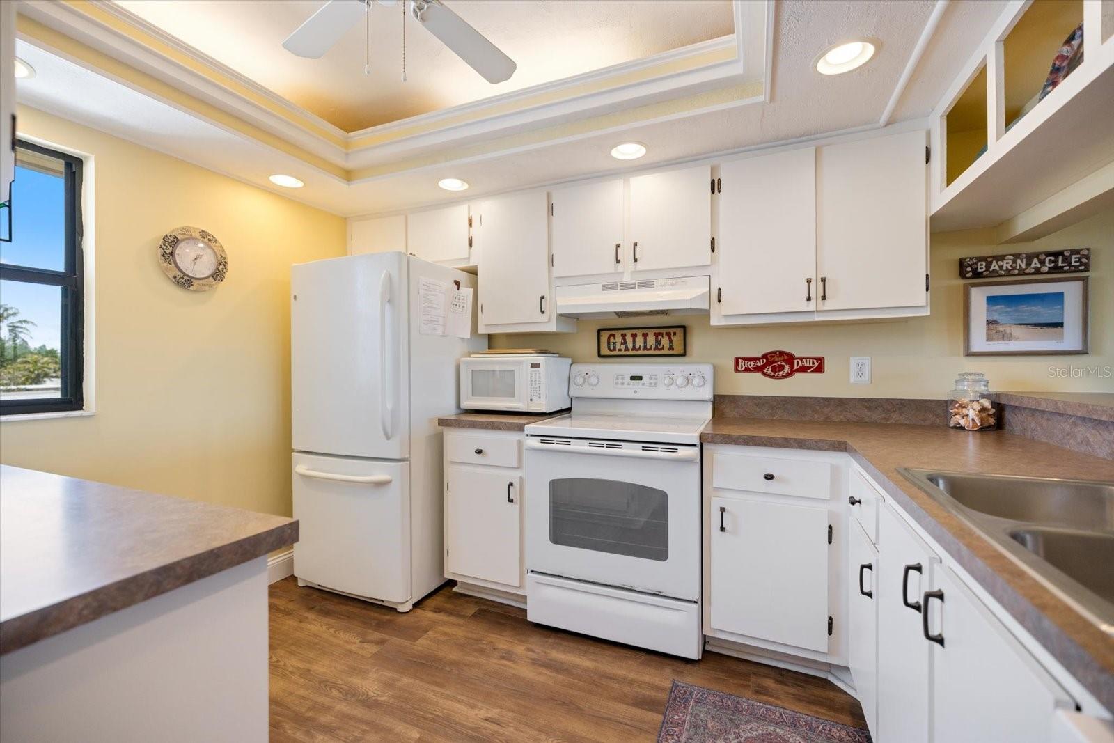 BIRD BAY II - Residential