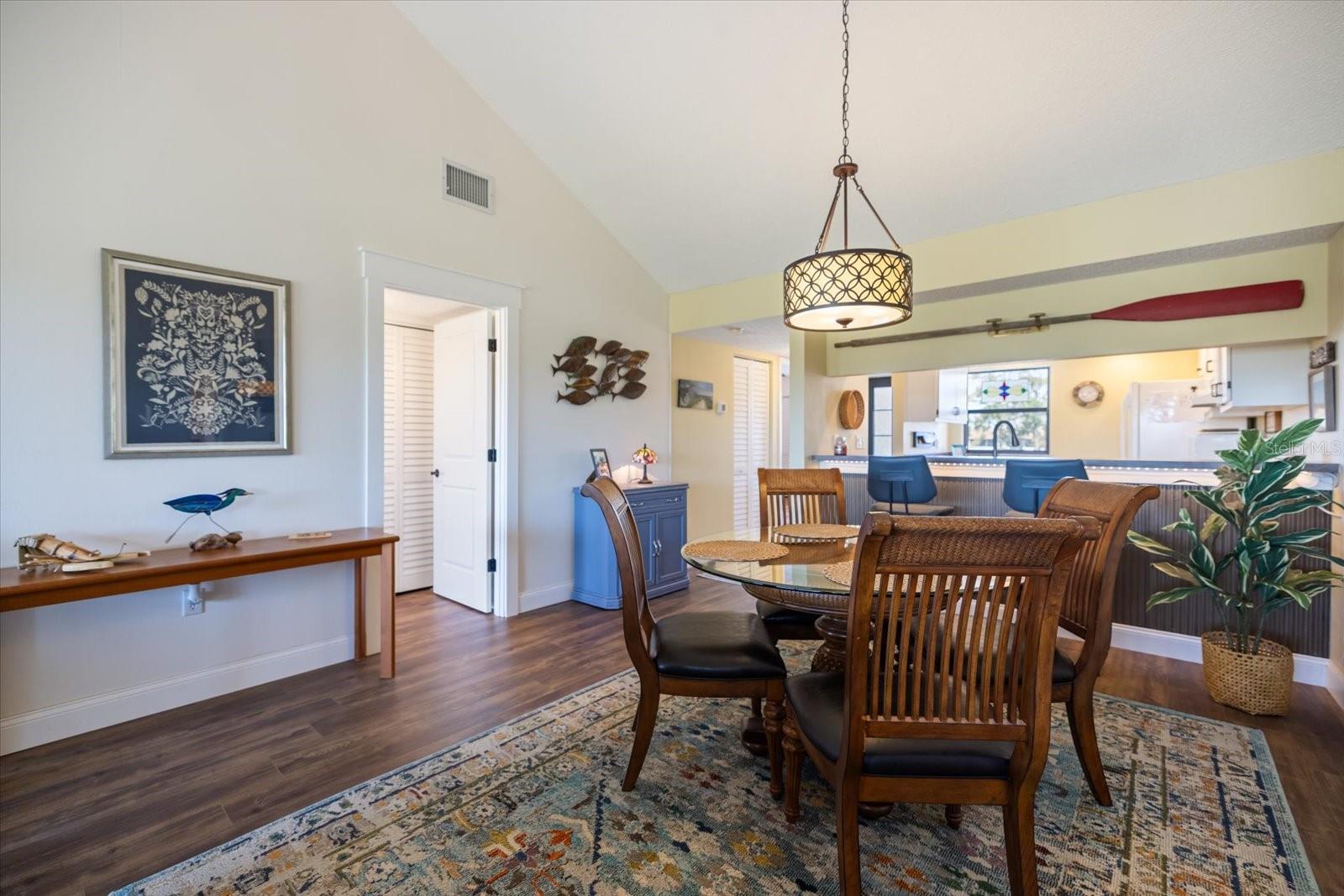 BIRD BAY II - Residential