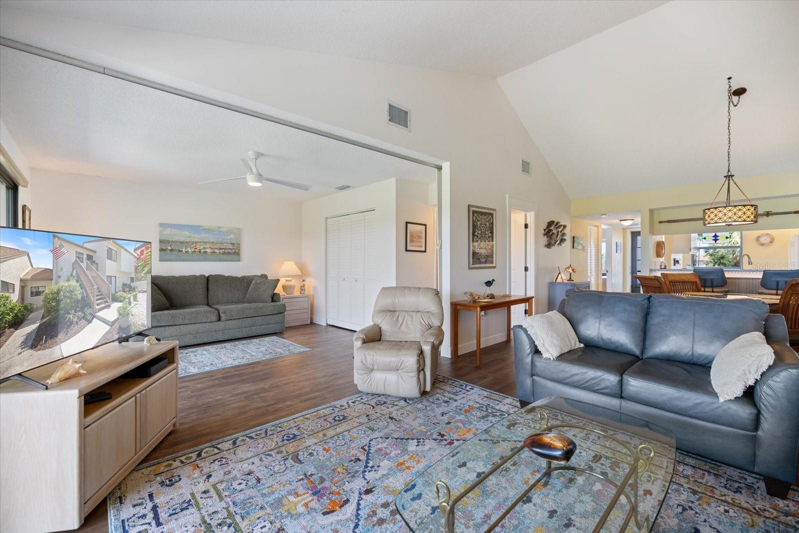 BIRD BAY II - Residential