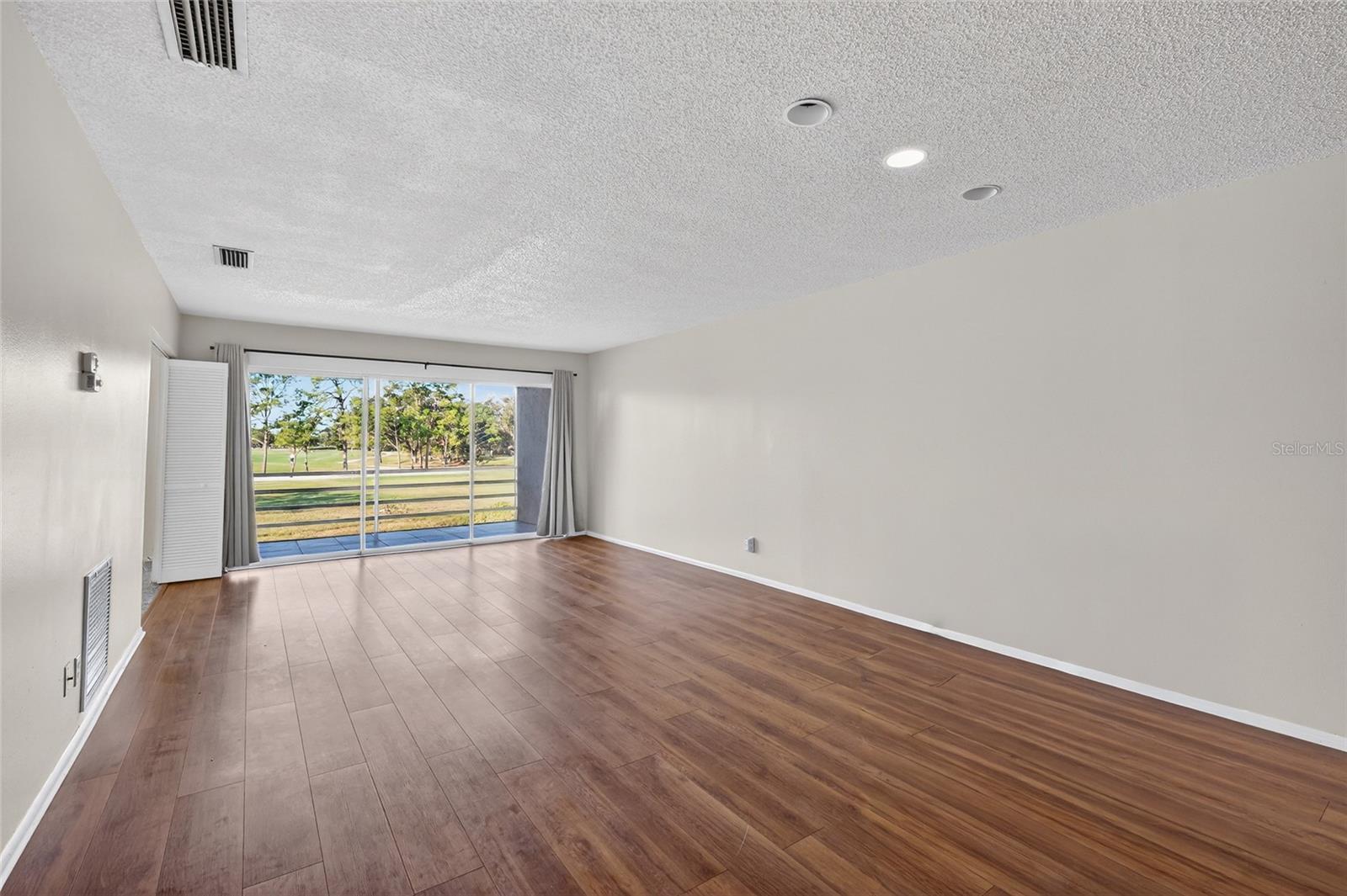 PALM-AIRE AT SARASOTA 8-A - Residential