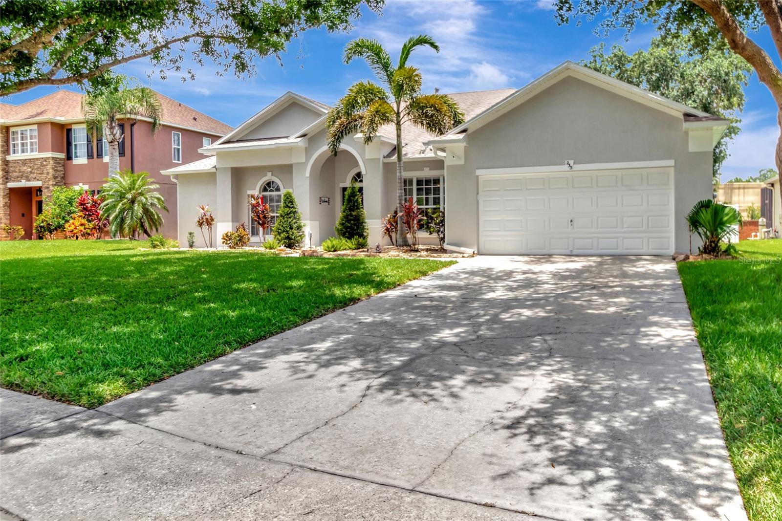 233 LARGOVISTA DRIVE