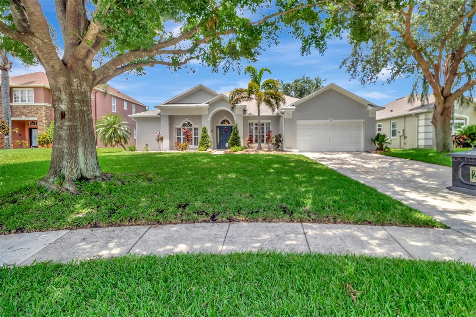 233 LARGOVISTA DRIVE