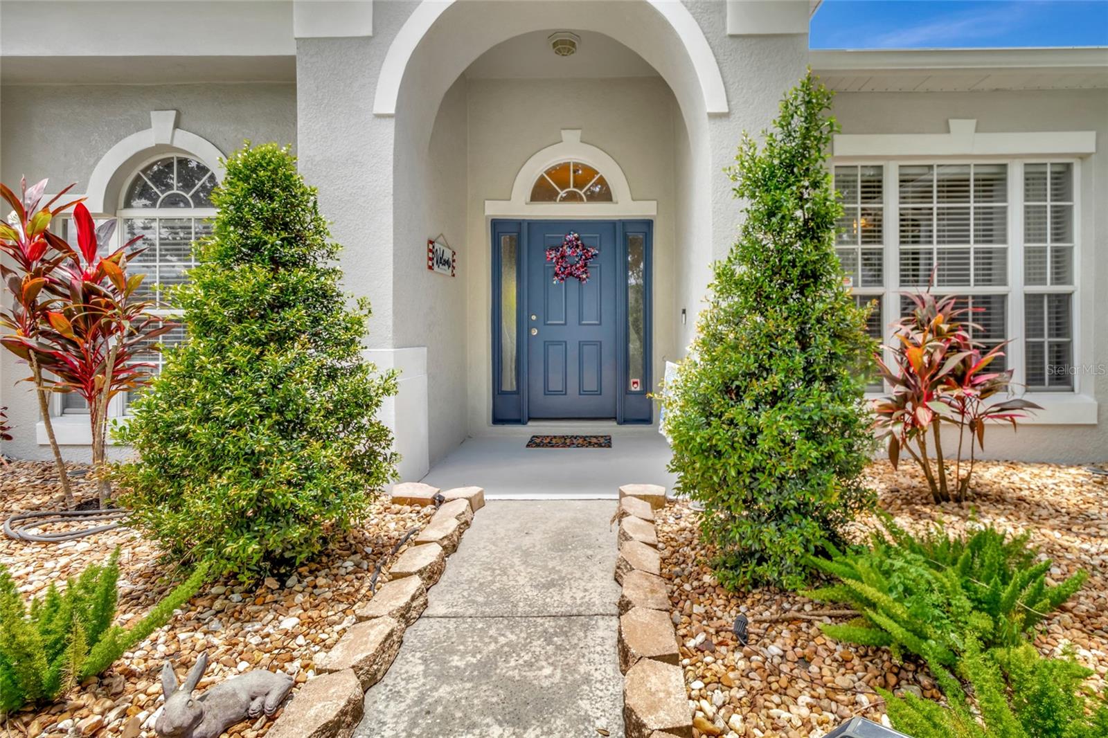 233 LARGOVISTA DRIVE