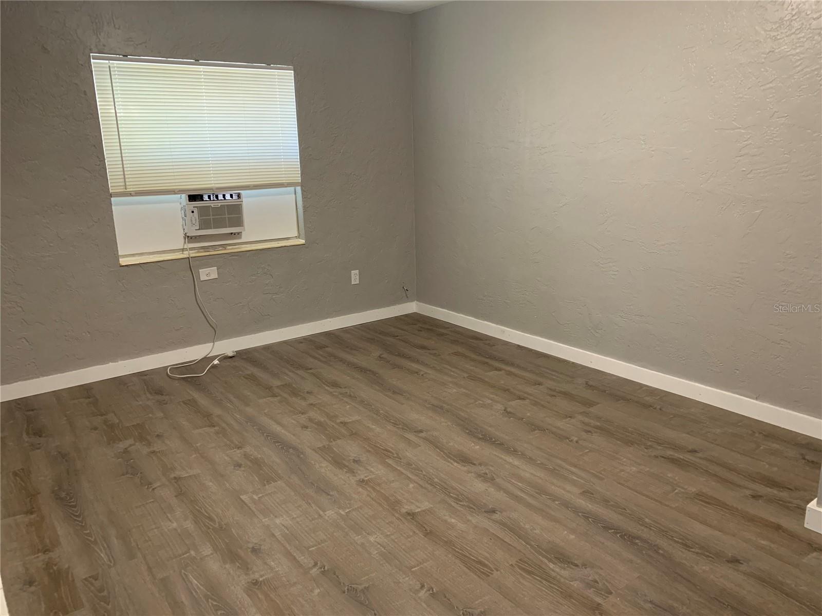 SCHOOLEYS HOMEVILLE 2 - Residential Income