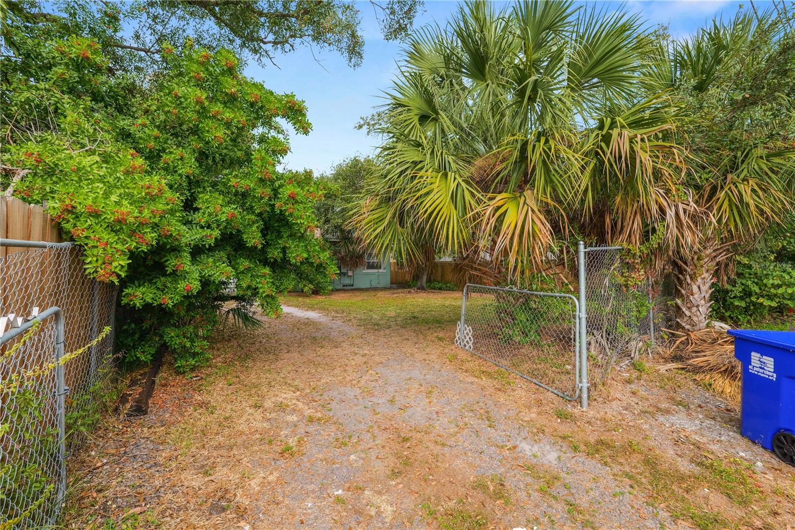 SCHOOLEYS HOMEVILLE 2 - Residential Income