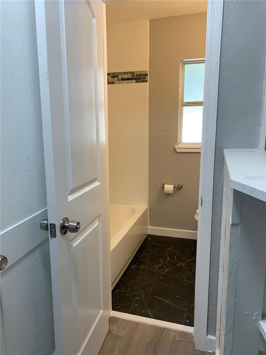 SCHOOLEYS HOMEVILLE 2 - Residential Income