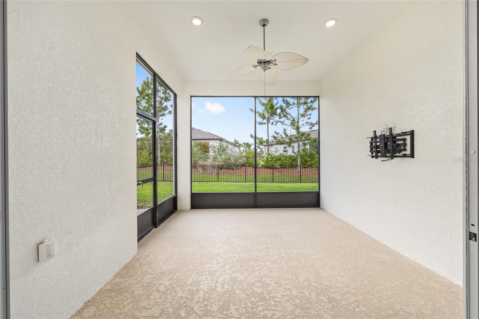 STONE CREEK - Residential