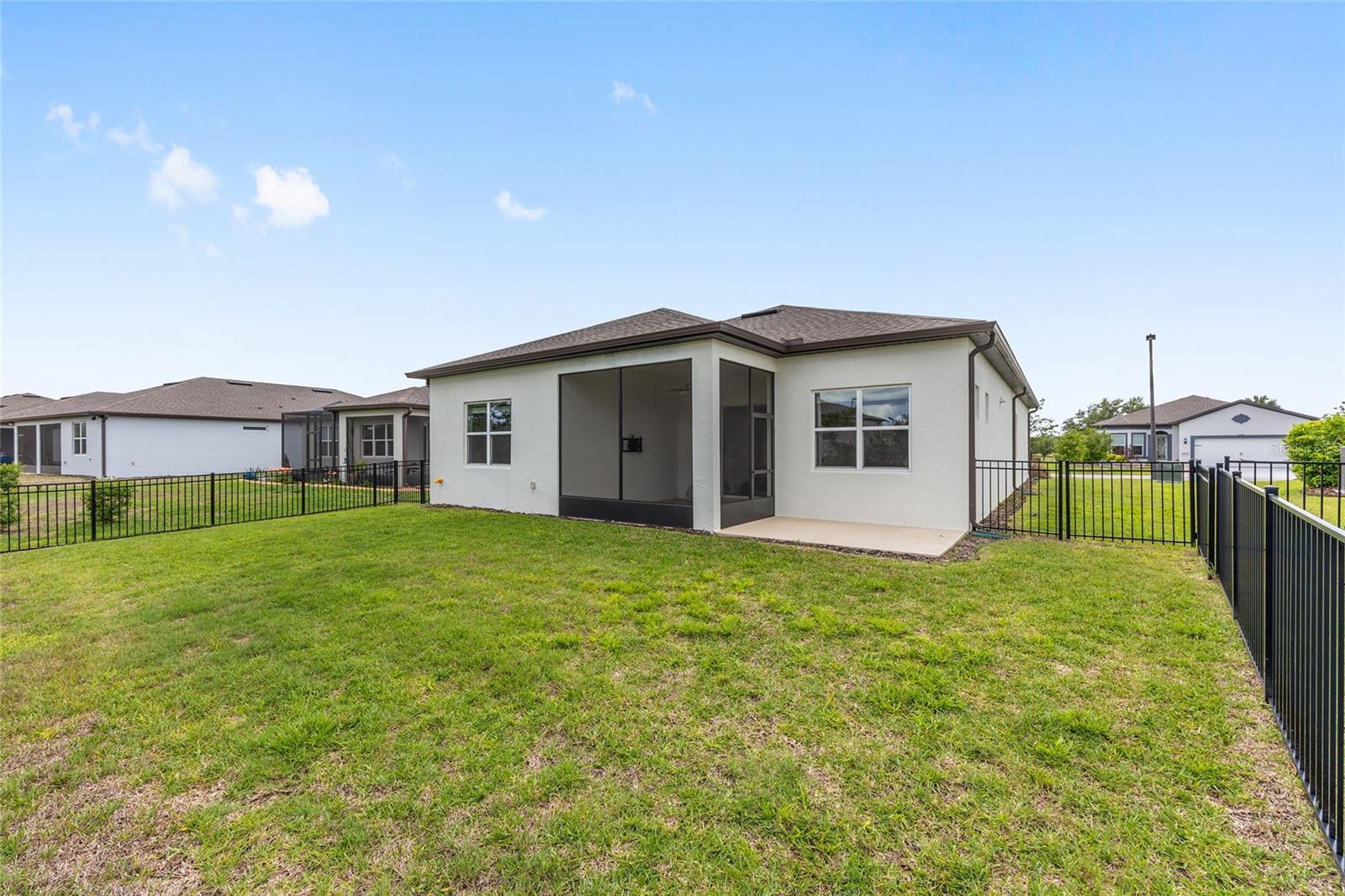 STONE CREEK - Residential