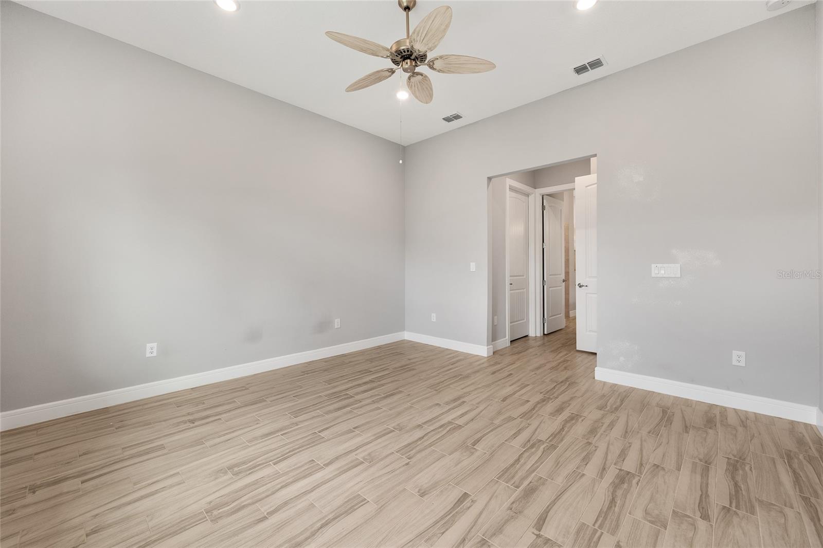 STONE CREEK - Residential