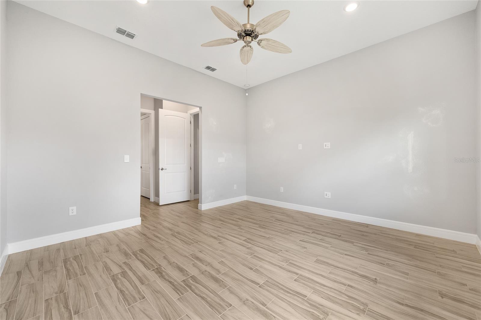 STONE CREEK - Residential