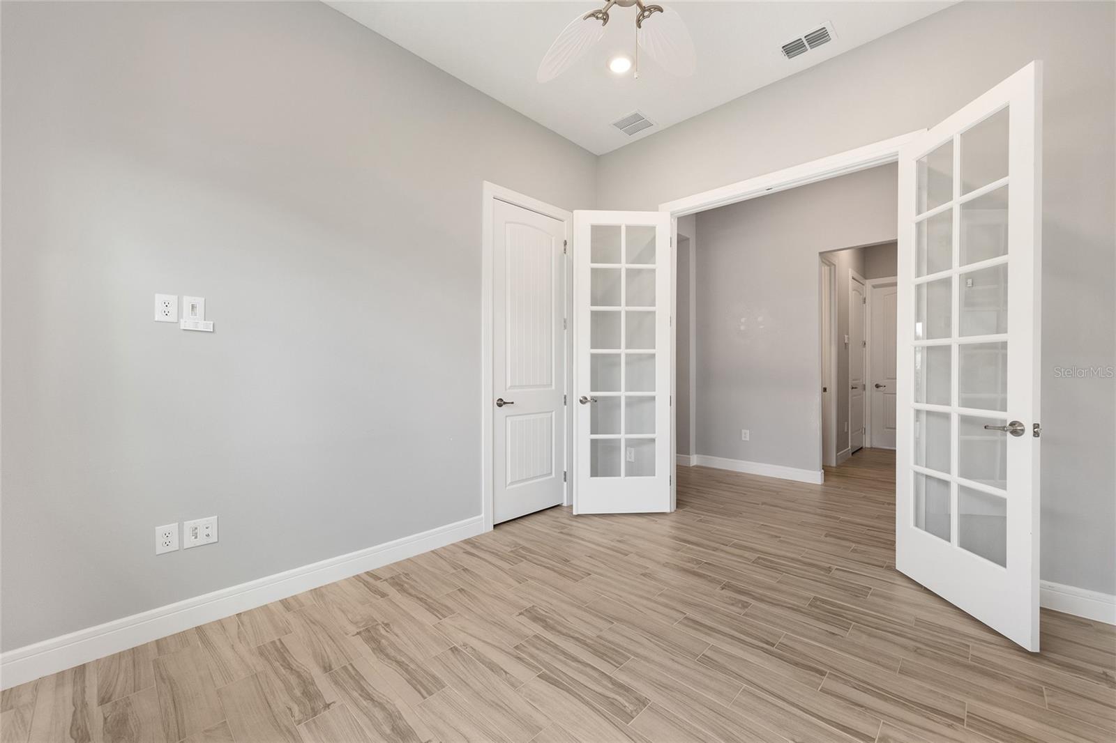 STONE CREEK - Residential