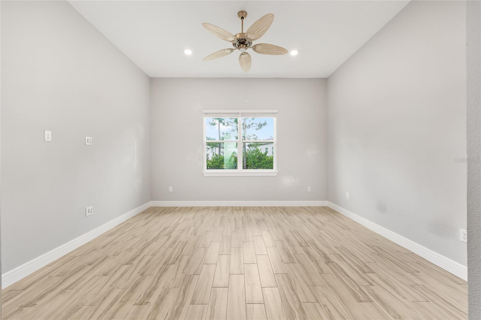 STONE CREEK - Residential