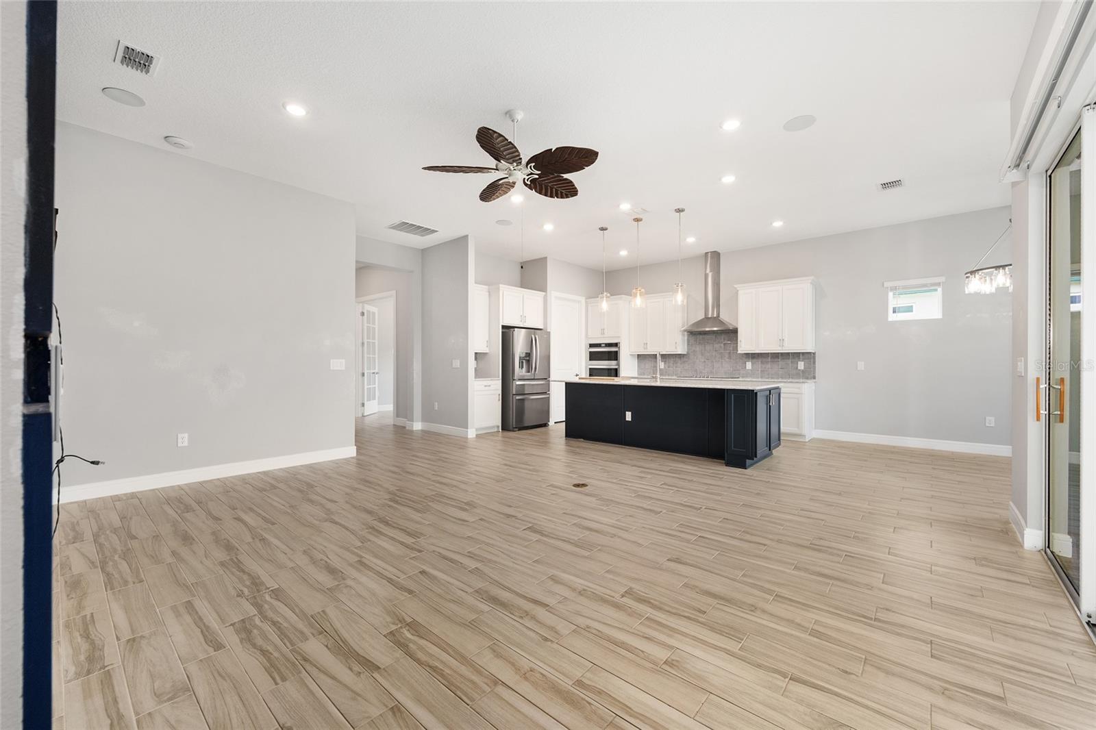 STONE CREEK - Residential