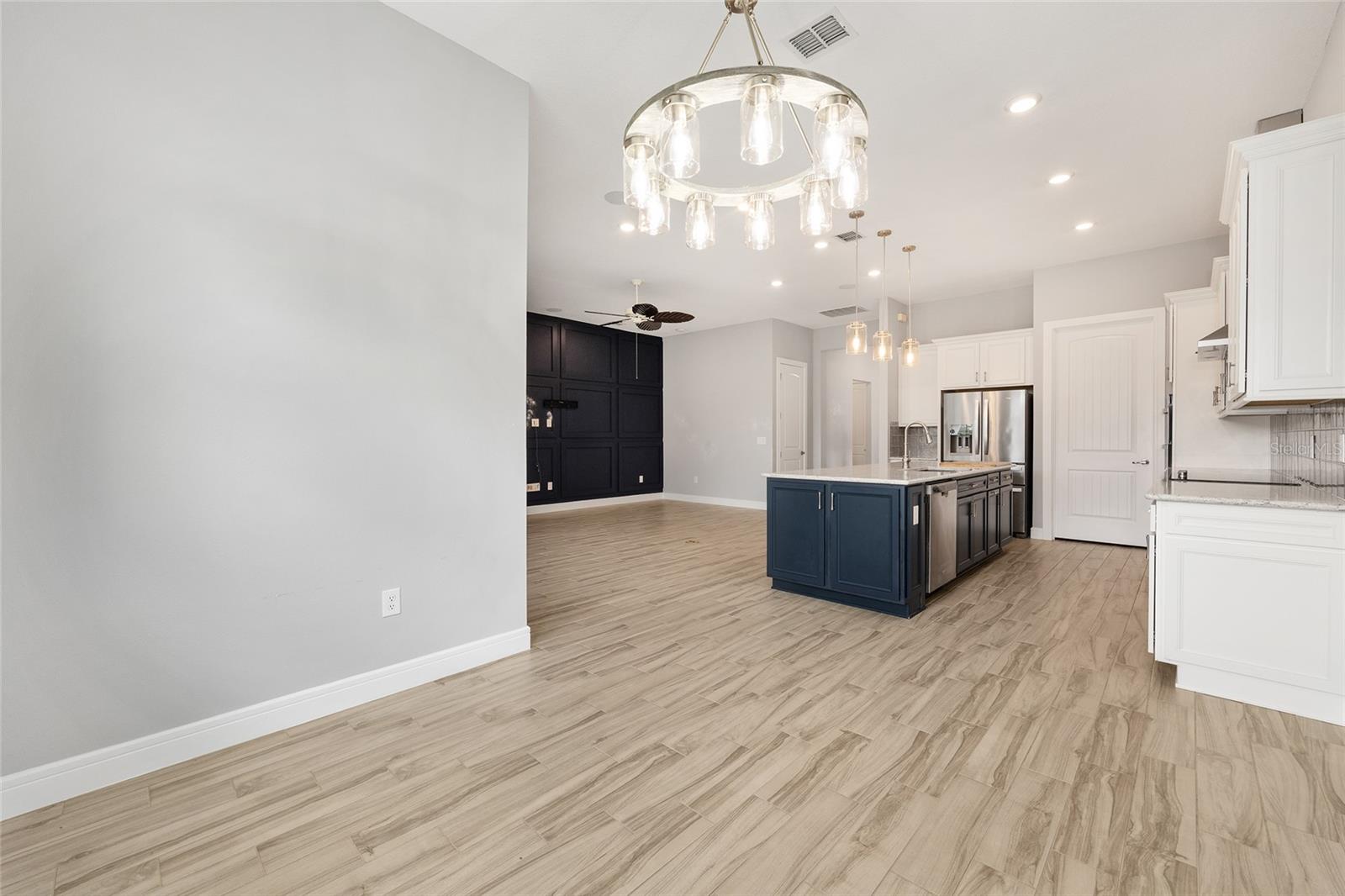 STONE CREEK - Residential