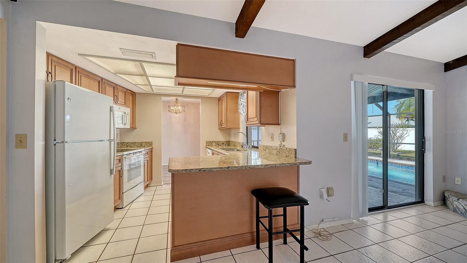 LAKE SARASOTA - Residential