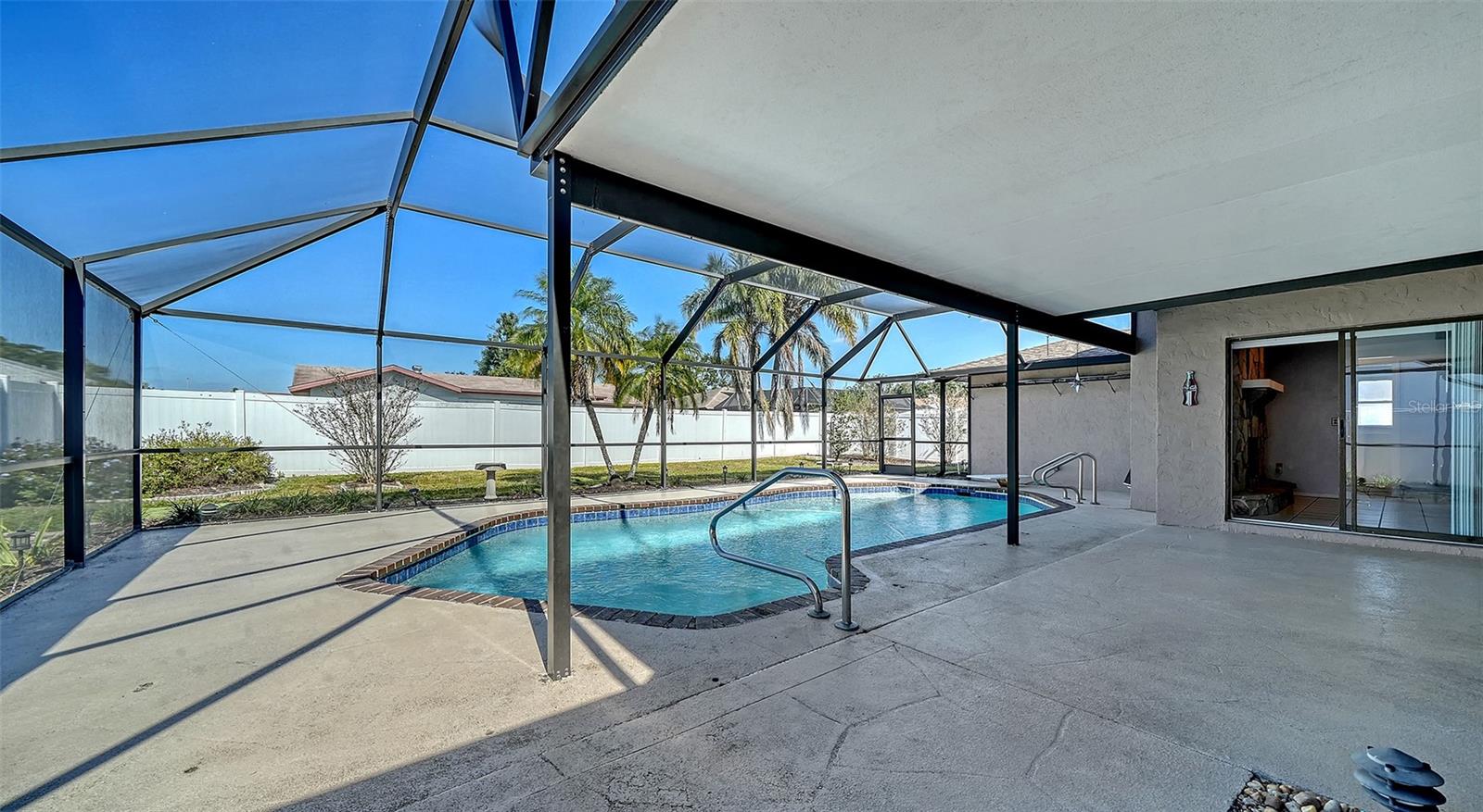 LAKE SARASOTA - Residential