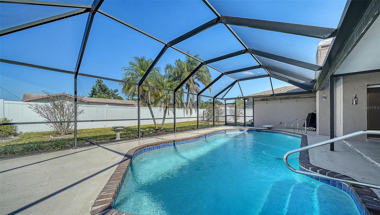 LAKE SARASOTA - Residential