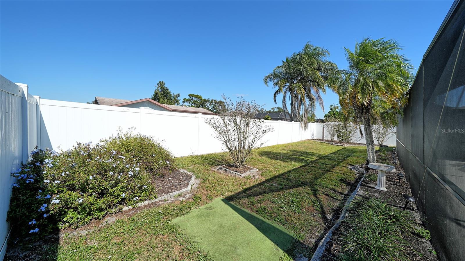 LAKE SARASOTA - Residential